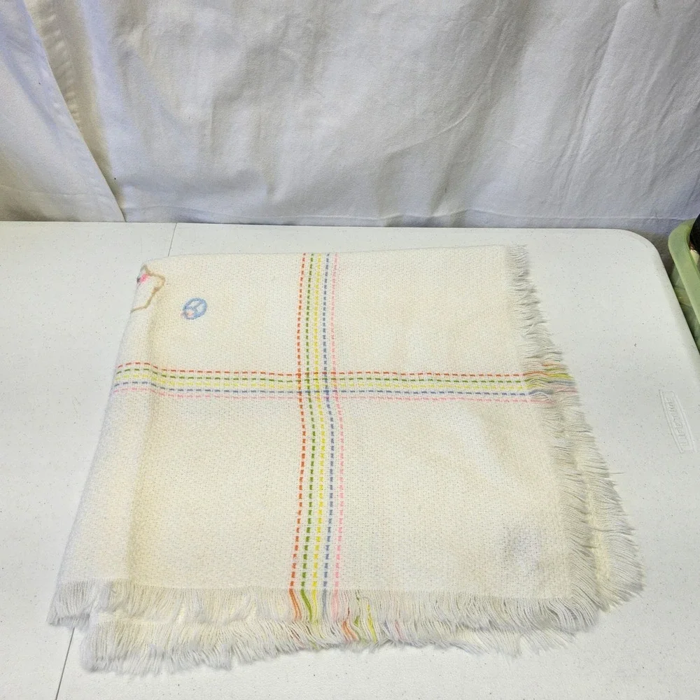 The Three Weavers Baby Blanket Kids OS White Vintage Handwoven Orlon‎ Bear Plaid